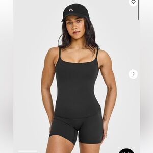 Oner Active Soft Motion Strappy Vest with Built in Bra Shelf Soft Black (L)